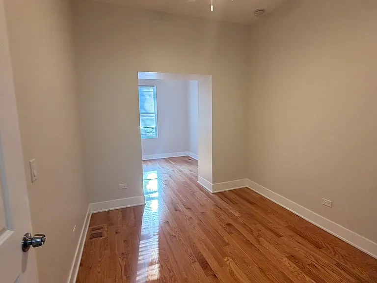 6350 S Champlain Ave #1 — Photo 11