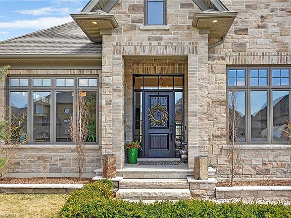 2nd image of 44 Pioneer Ridge Dr