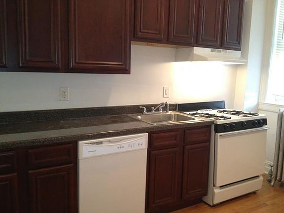 3rd image of 5443 S Harper Ave APT 1