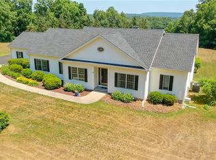 4 Mountain Crst, North Granby, CT 06060