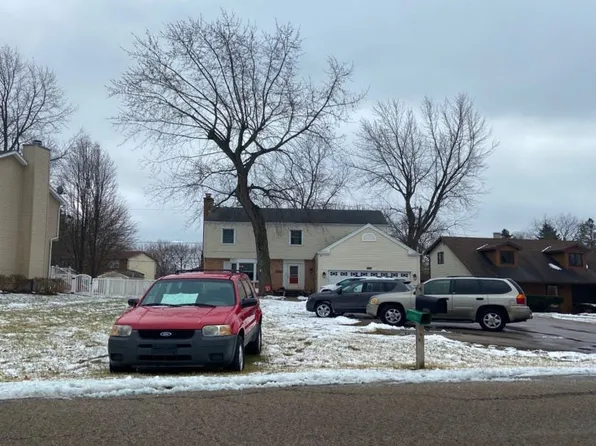 38025 N Academy Dr, Lake Villa, IL 60046