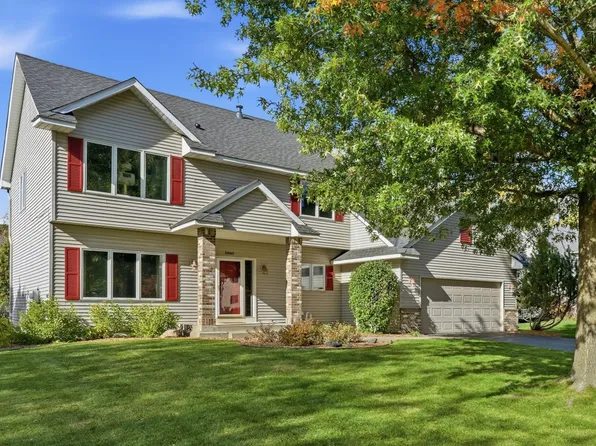 1860 Spinaker Dr, Woodbury, MN 55125