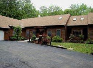 467 E Dunbarton Rd, Goffstown, NH 03045