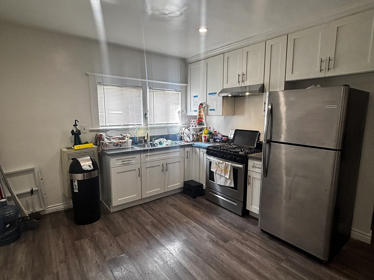 1 bed, 200 sqft, $1,100 — Photo 2
