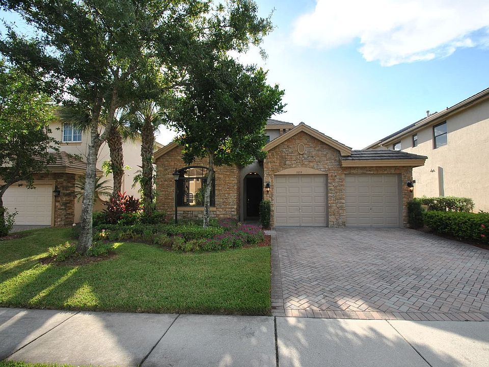 1st image of 3559 Birague Dr
