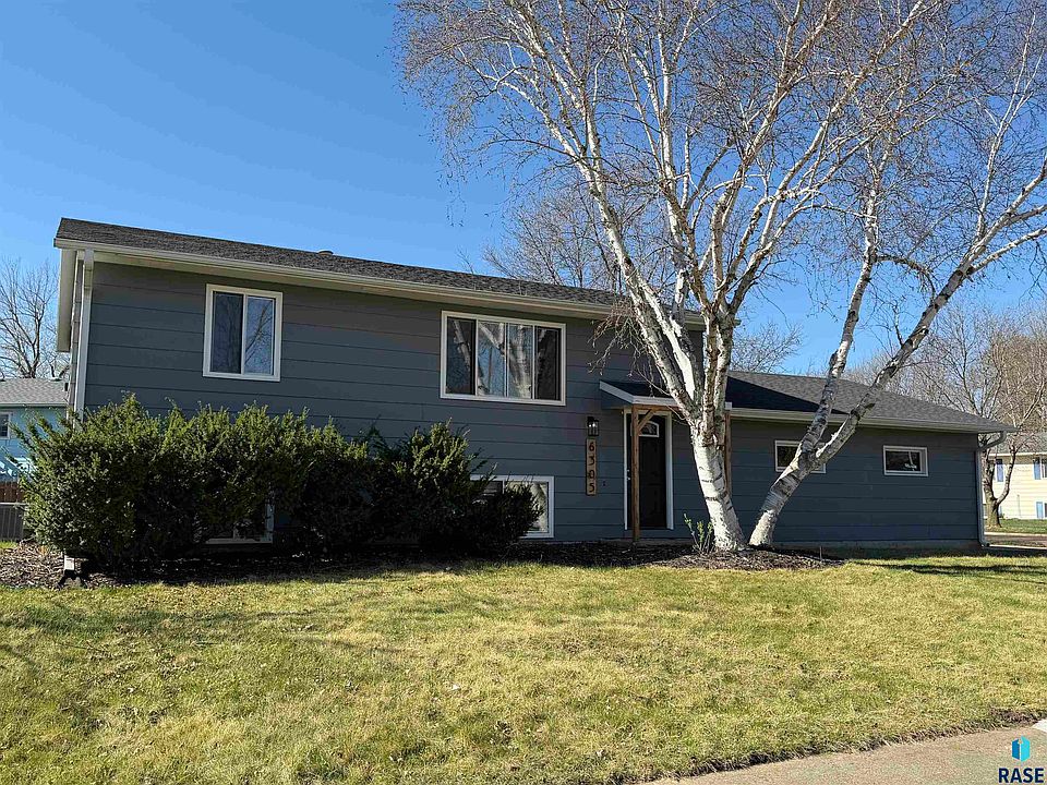 1st image of 6305 W Cheyenne Dr