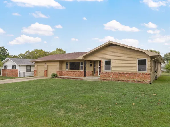 3171 E Linwood Street, Springfield, MO 65804