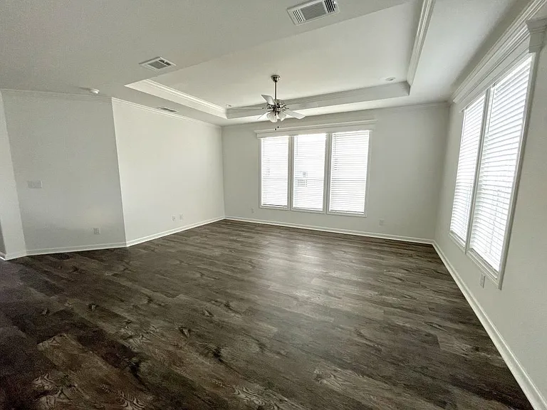 1033 Vervain Dr #1033E — Photo 18
