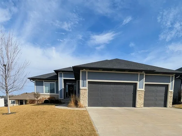 6630 Cavvy Rd, Lincoln, NE 68516