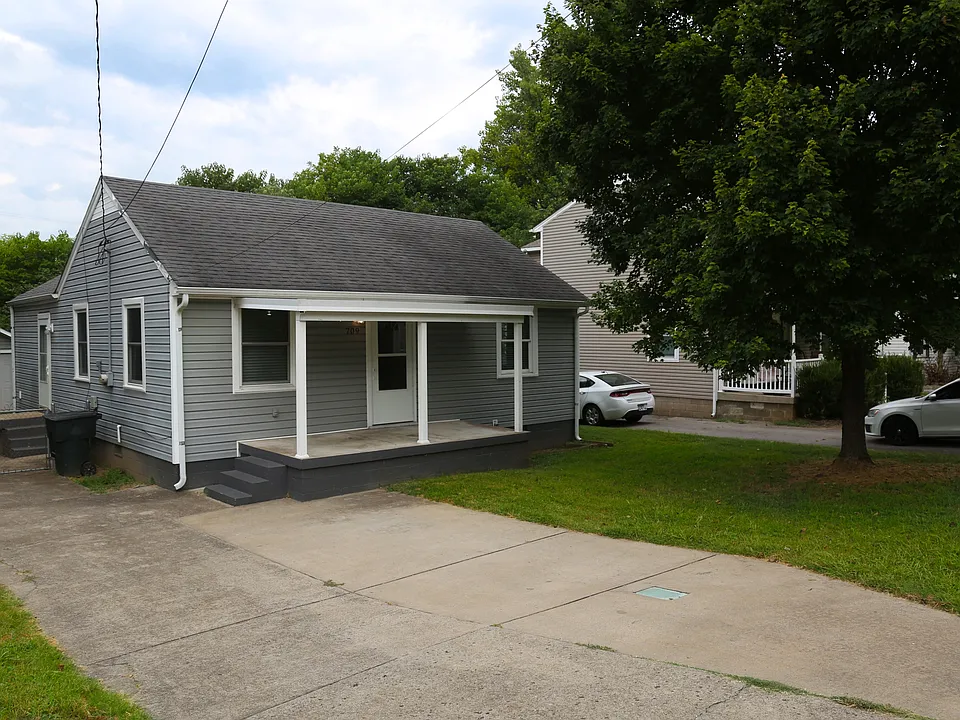 709 Morrow Rd