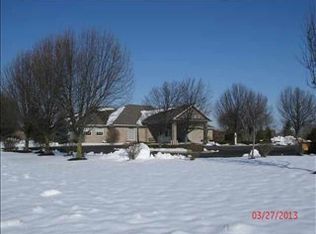 5604 Wentworth Ln, Muncie, IN 47304
