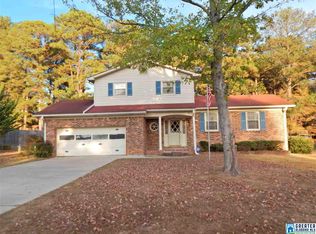 713 Peterson Dr, Gardendale, AL 35071