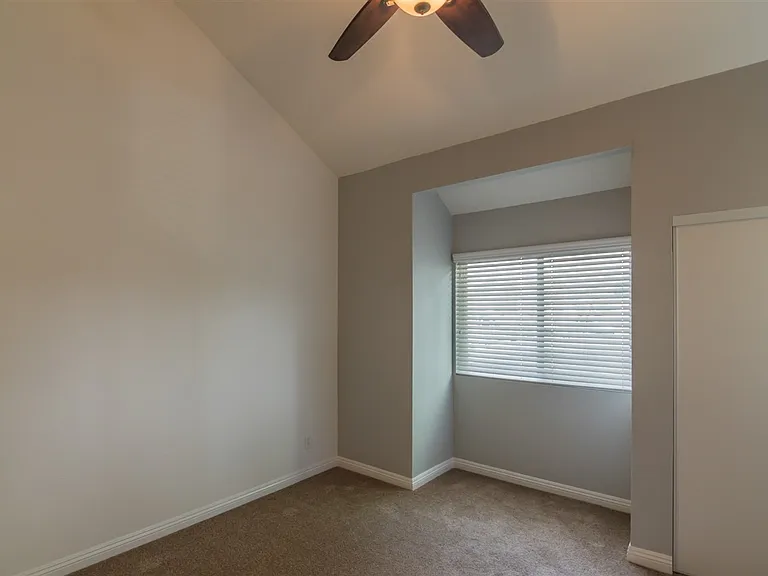1380 E Washington Ave #49W — Photo 7