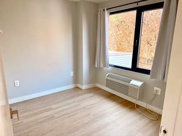 30-38 31st Street image 5 of 8