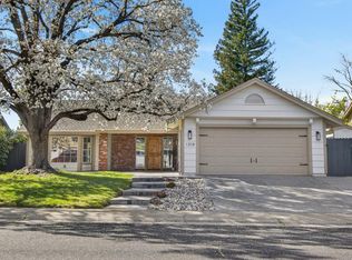 1318 Rolling Hills Dr, Roseville, CA 95661