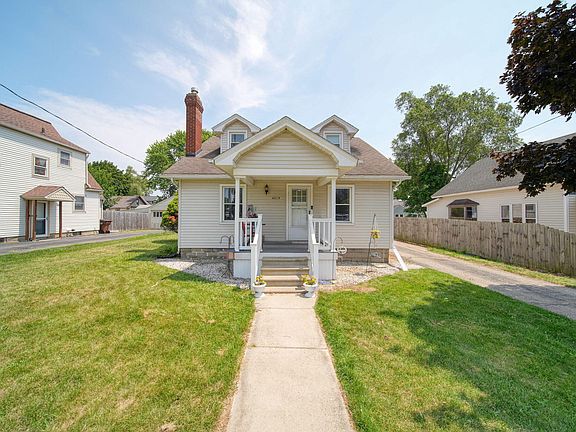 2nd image of 4319 Francis St