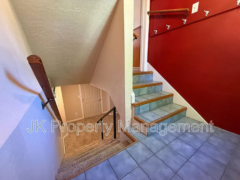 2726 1st Ave N — Photo 18