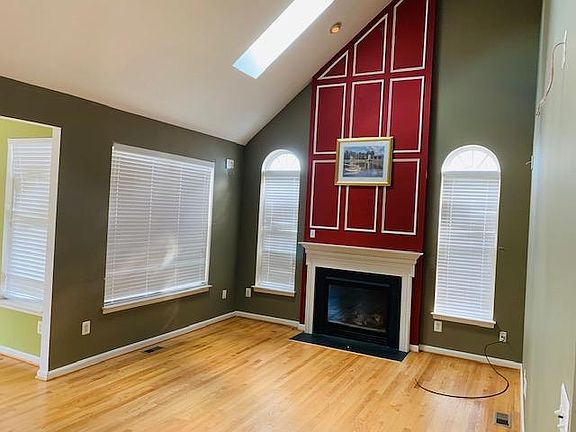 2nd image of 21528 Sheffield Ct