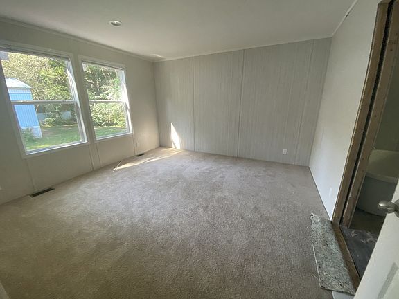 3rd image of 14546 Mercury Dr #2