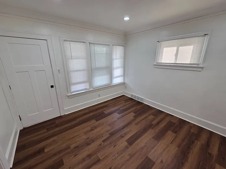 12417 Soika Ave — Photo 11