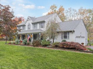 50 Ivins Dr, New Egypt, NJ
