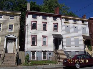 135 Chambers St, Newburgh, NY 12550