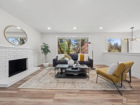 5th image of 16604 NE 92nd Street