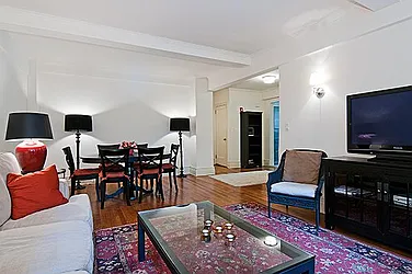 Rented by Domus Realty