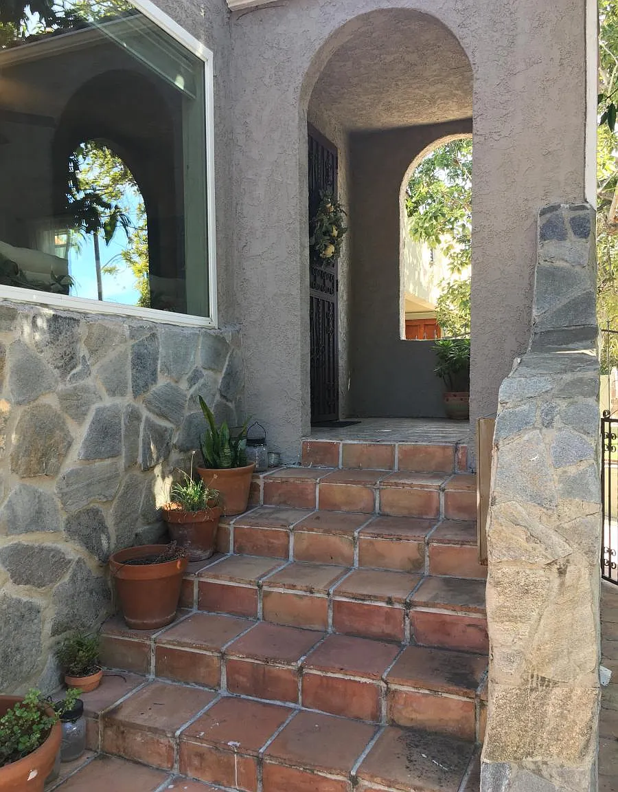 1 bed, $3,100 — Photo 2