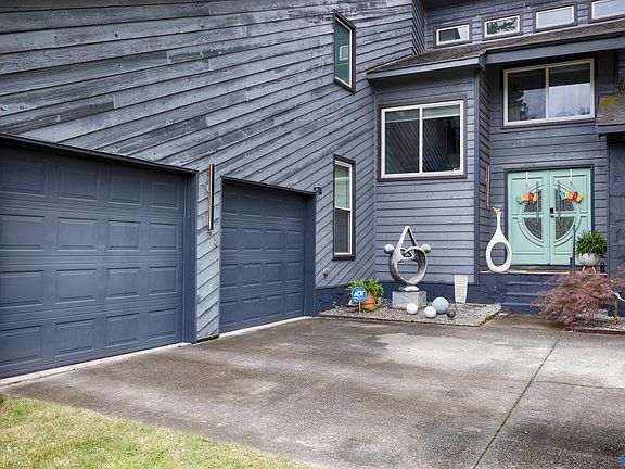 2nd image of 148 Kingswood Dr