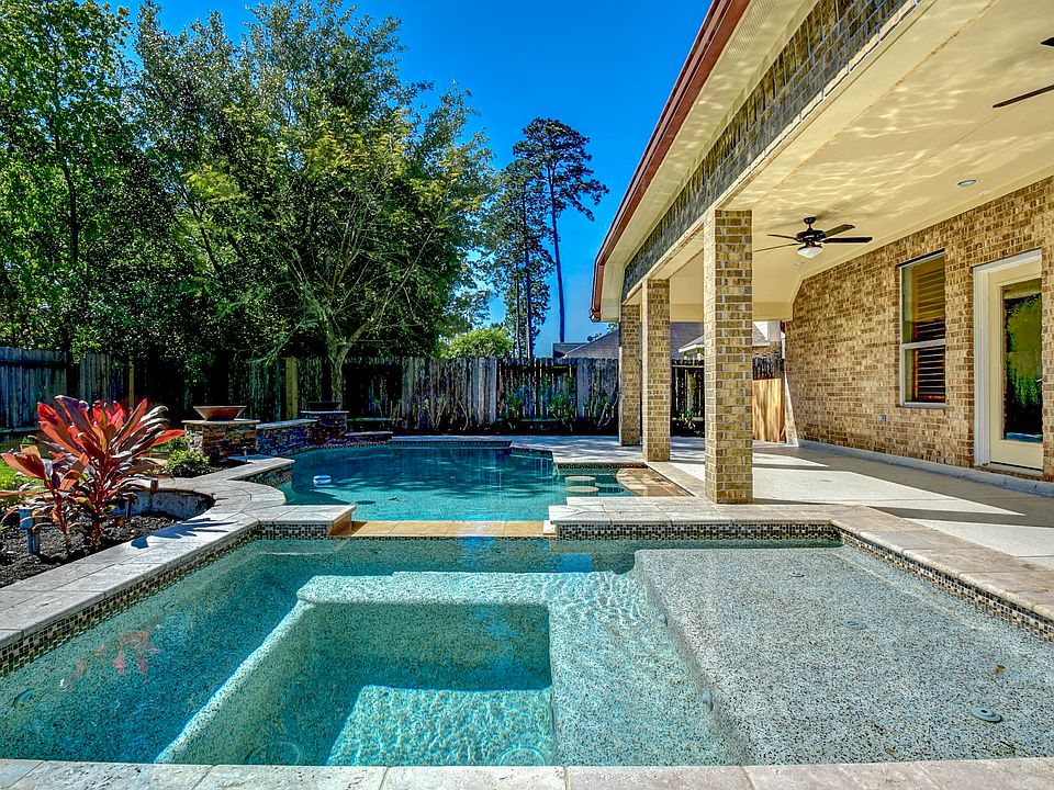 Spectacular saltwater pool