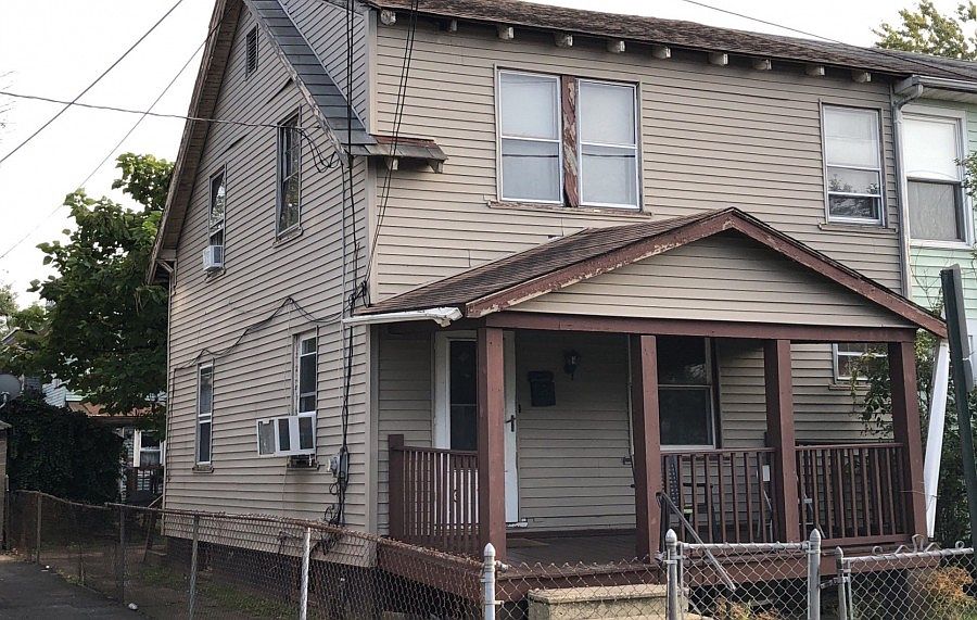 2nd image of 311 Tioga St
