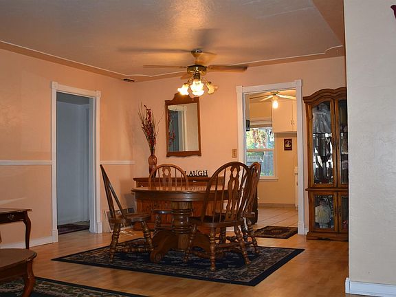 4th image of 3943 Maywood Dr S