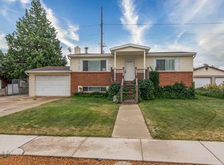 1585 W Rundquist Dr, West Jordan, UT 84084