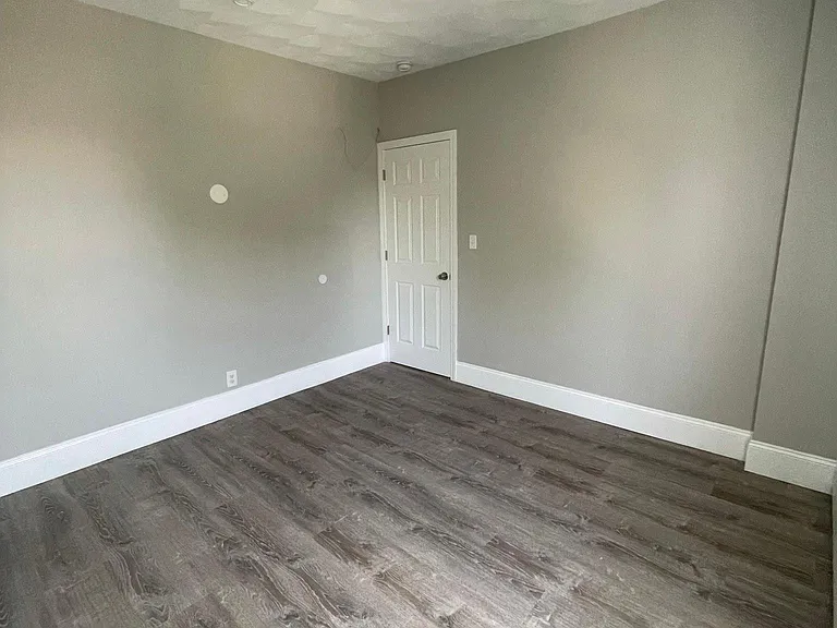 19 Marion Ave N #3 — Photo 7