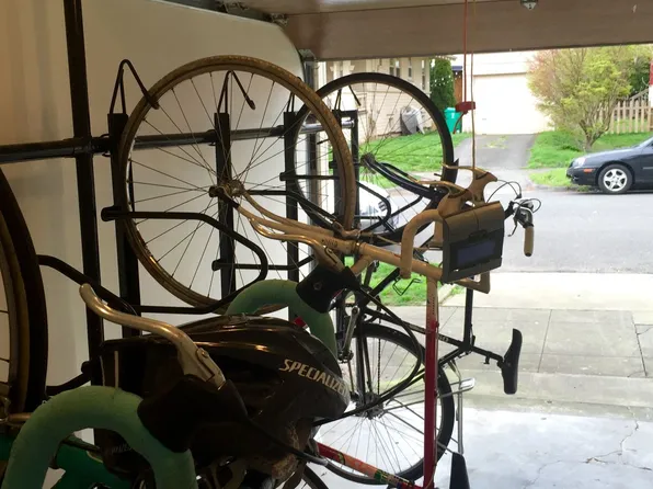 1916 NE Everett, 1916 NE Everett St APT 4, Portland, OR 97232