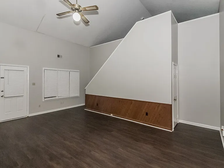8367 Stavenger Cv — Photo 7