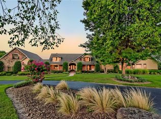 10248 Old Campbell Rd, Rogers, AR 72758