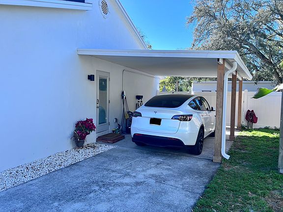 4th image of 4724 W Tambay Ave