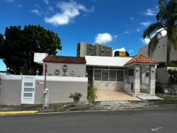 W4-20 Calderon De La Barca, San Juan, PR 00926