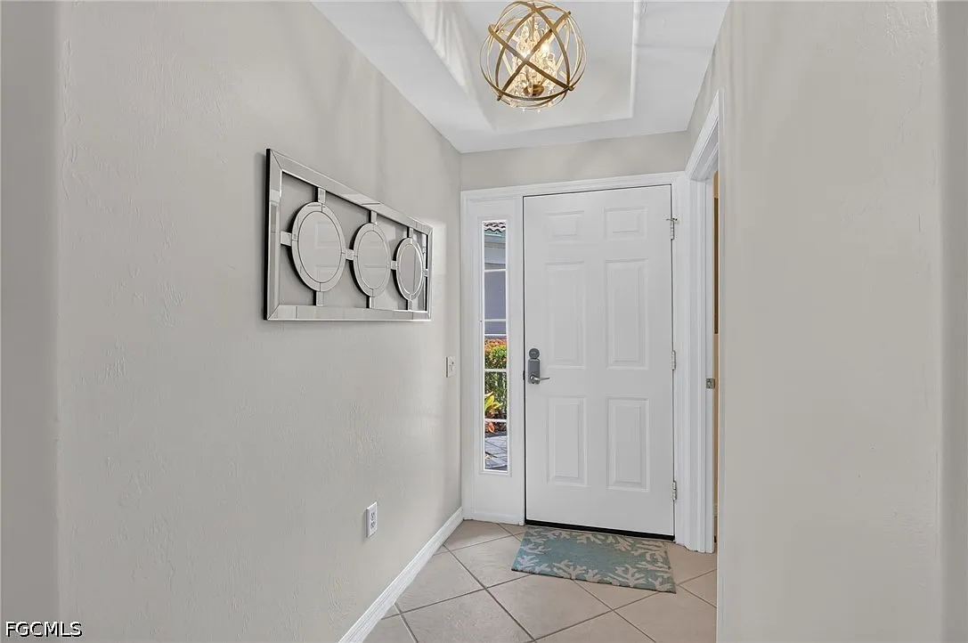 3 bed, 2.0 bath, 1456 sqft, $2,700 — Photo 3