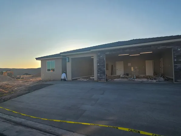 3030 W Cliffhanger Dr, Hurricane, UT 84737