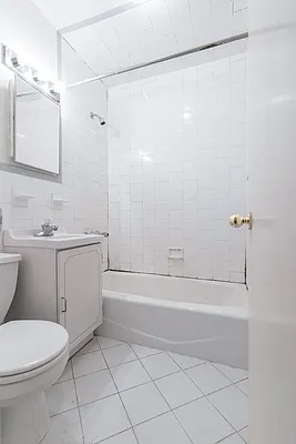 Rented by Citi Habitats | media 14