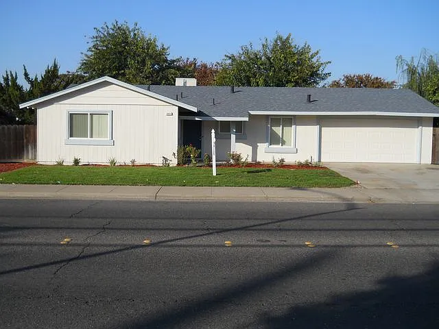 2021 W Rumble Rd photo 1