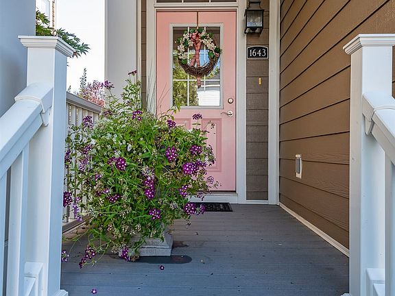 3rd image of 1643 S Renwick Blvd