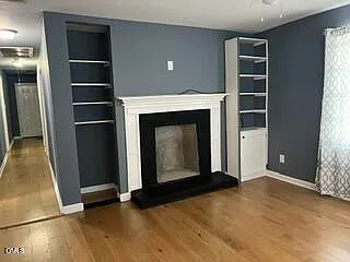 132 S Elizabeth St — Photo 4