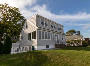14 Wychunas Ave, Buzzards Bay, MA 02532