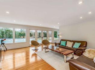 1020 Bridle Ln, Cutchogue, NY 11935