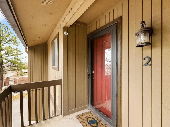 500 Green Mountain Cir, Little Rock, AR 72211