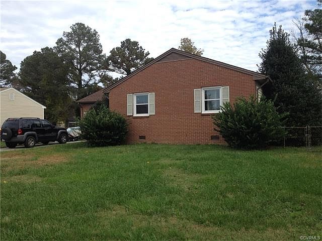 2nd image of 3511 Francis St